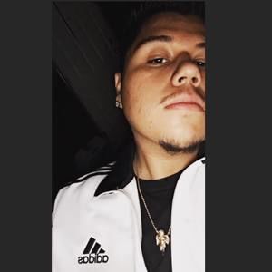 Meet your Posher, Cesar